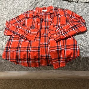Old navy women’s plaid shirt